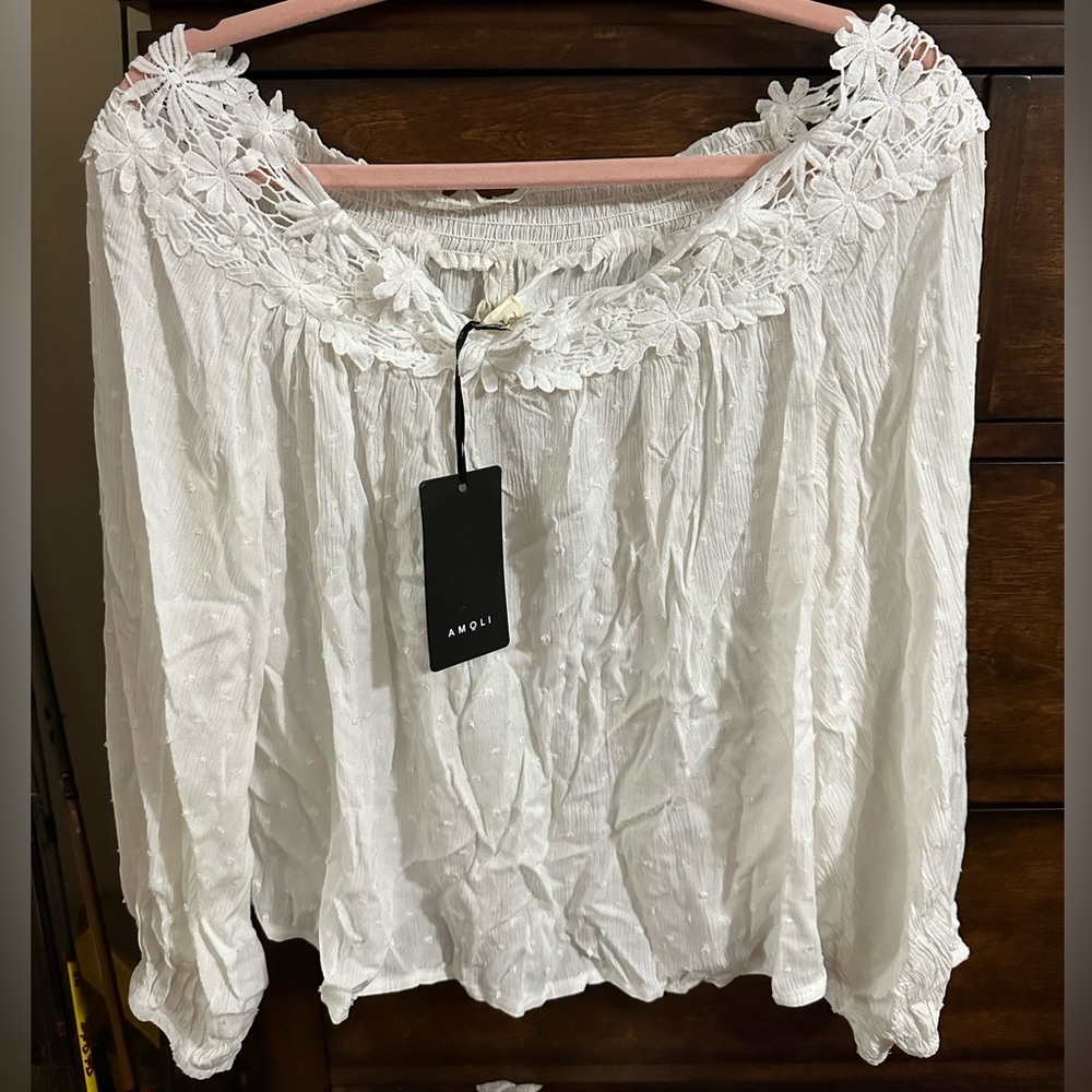Cute white off the shoulder top!